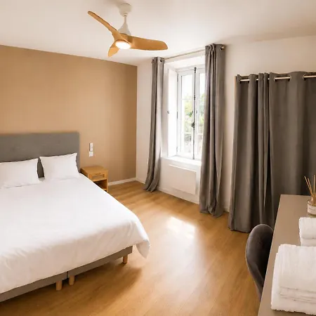 Maison d'hôtes Le Charme De Rue Littré - *